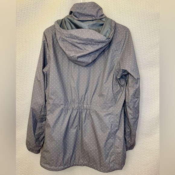 The North Face Resolve Women’s Gray White Rain Jacket Size: Medium - Picture 2 of 8